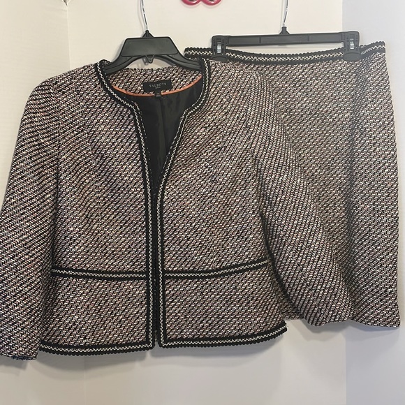 Talbots Jackets & Blazers - TALBOTS Petite tweed Blazer Skirt Suit set 12p